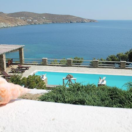 En Plo Aparthotel Agios Romanos Eksteriør bilde