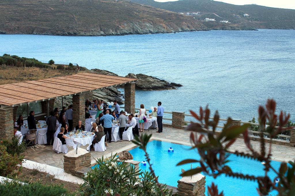 En Plo Aparthotel Agios Romanos Eksteriør bilde
