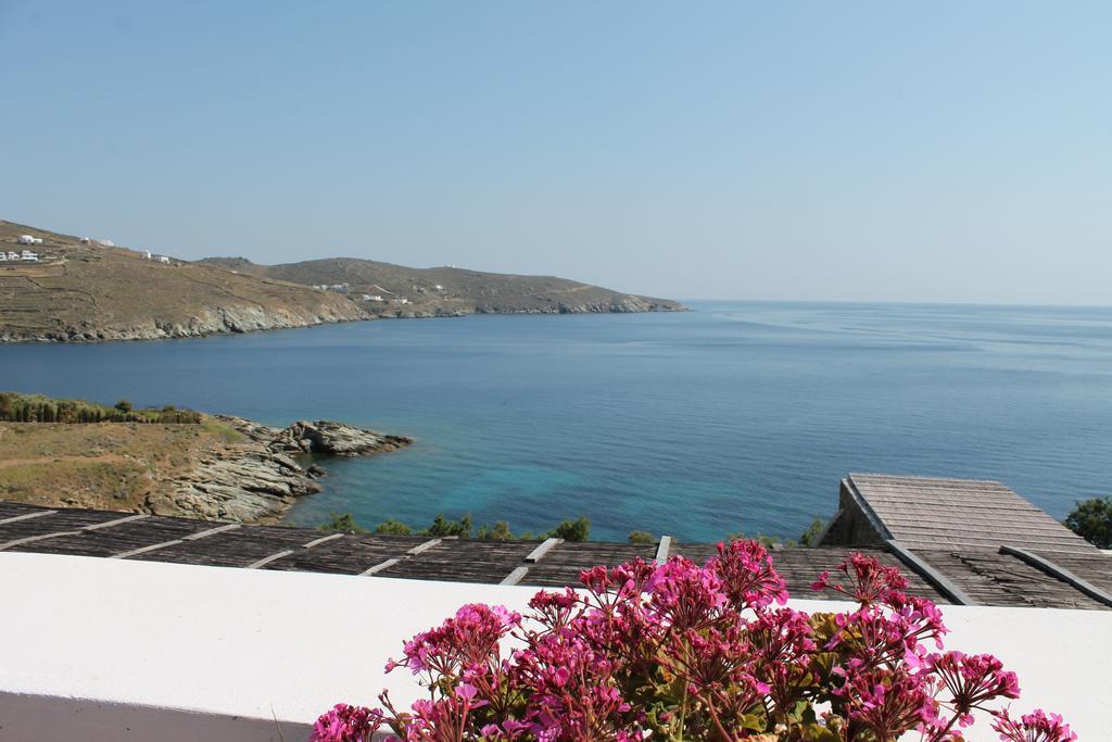 En Plo Aparthotel Agios Romanos Eksteriør bilde