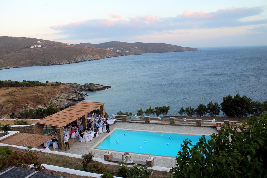 En Plo Aparthotel Agios Romanos Eksteriør bilde