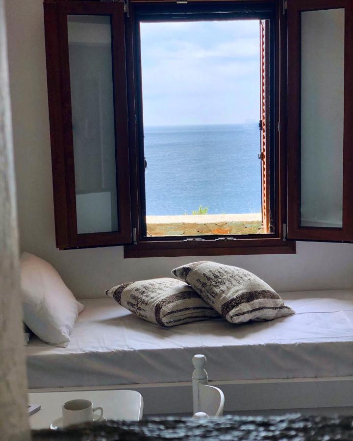 En Plo Aparthotel Agios Romanos Eksteriør bilde